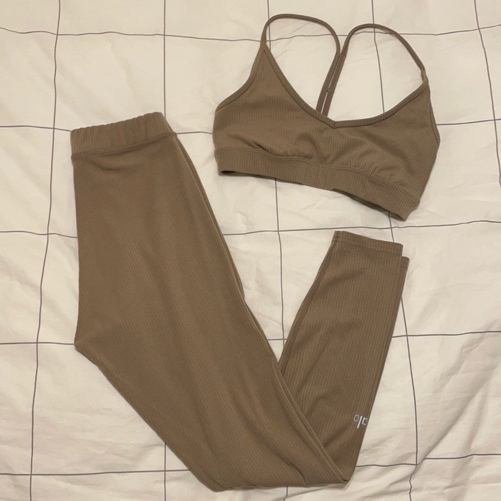 Alo Yoga Ribbed Blissful Set in Gravel